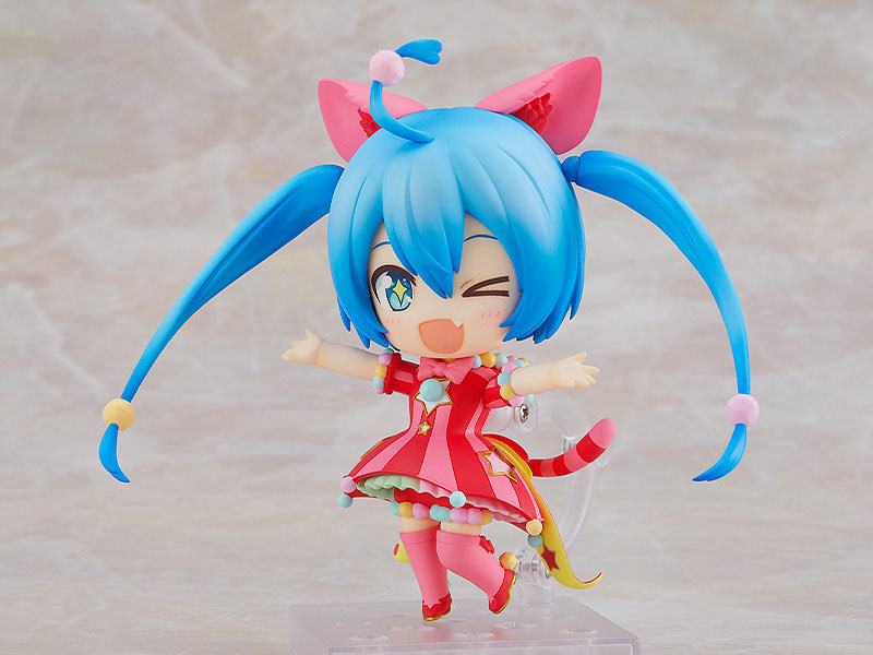 Hatsune Miku  Good Smile Company by duncecap