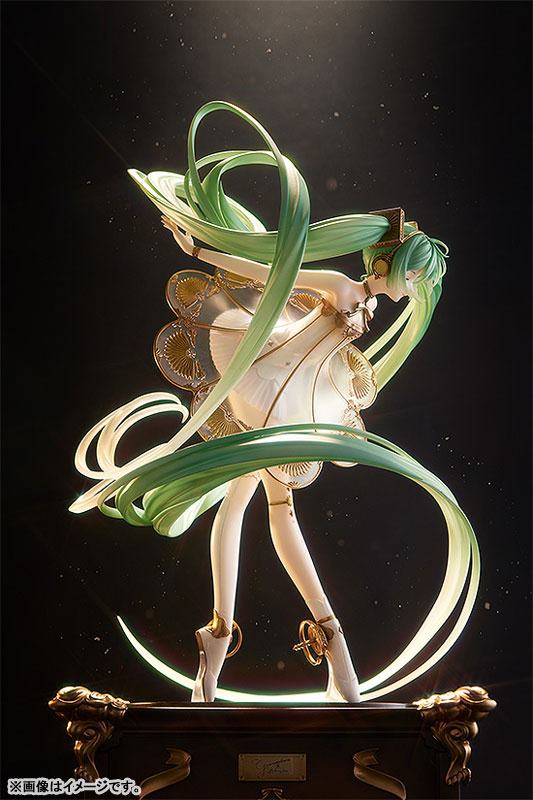 Hatsune Miku  Good Smile Company by duncecap