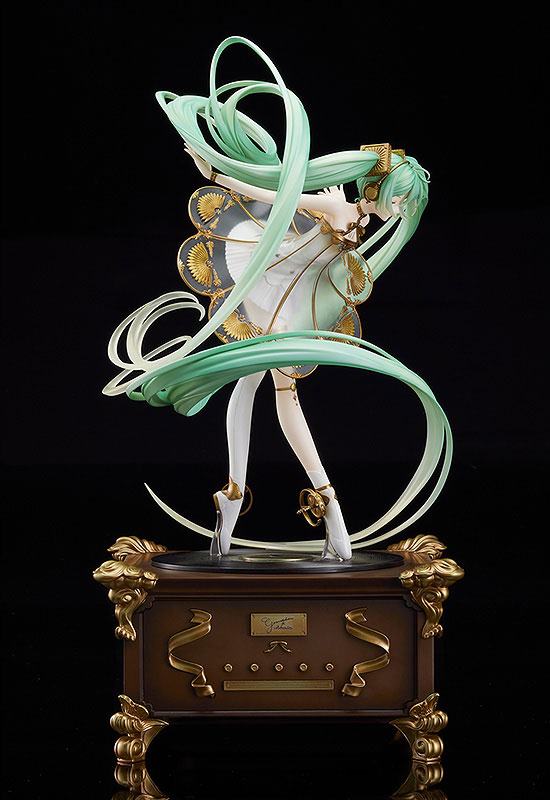 Hatsune Miku  Good Smile Company by duncecap