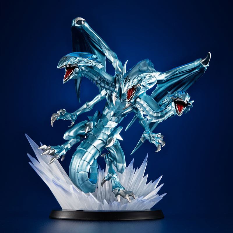 BlueEyes Ultimate Dragon  MegaHouse by duncecap