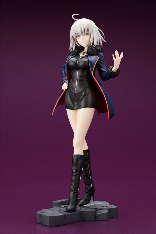 Jeanne dArc Alter  Kotobukiya by duncecap