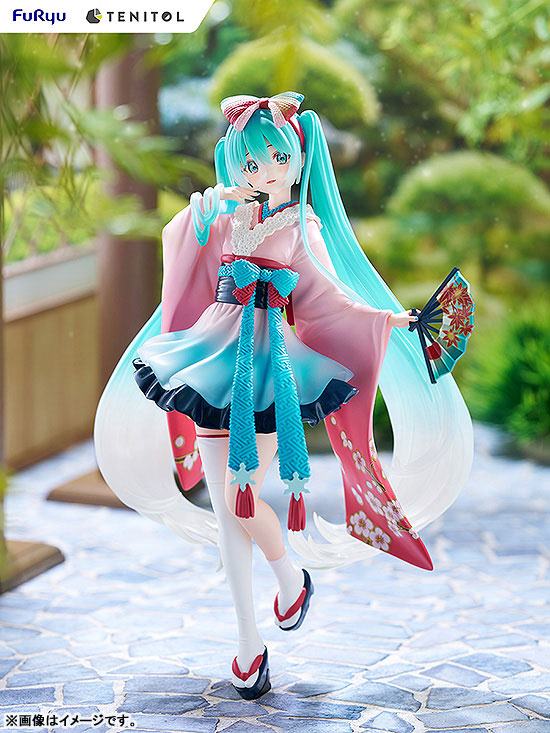 Hatsune Miku  FuRyu by duncecap