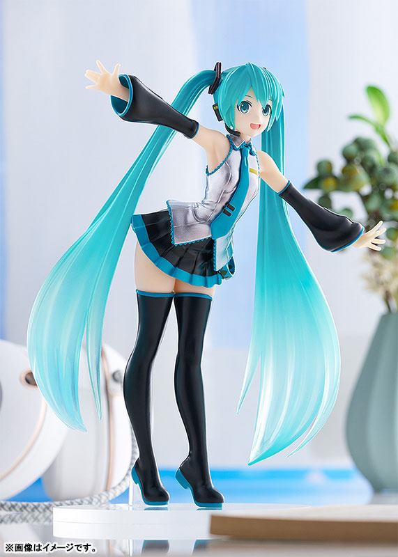 Hatsune Miku  Good Smile Company by duncecap