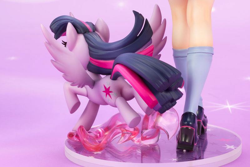 Twilight Sparkle  Kotobukiya by duncecap