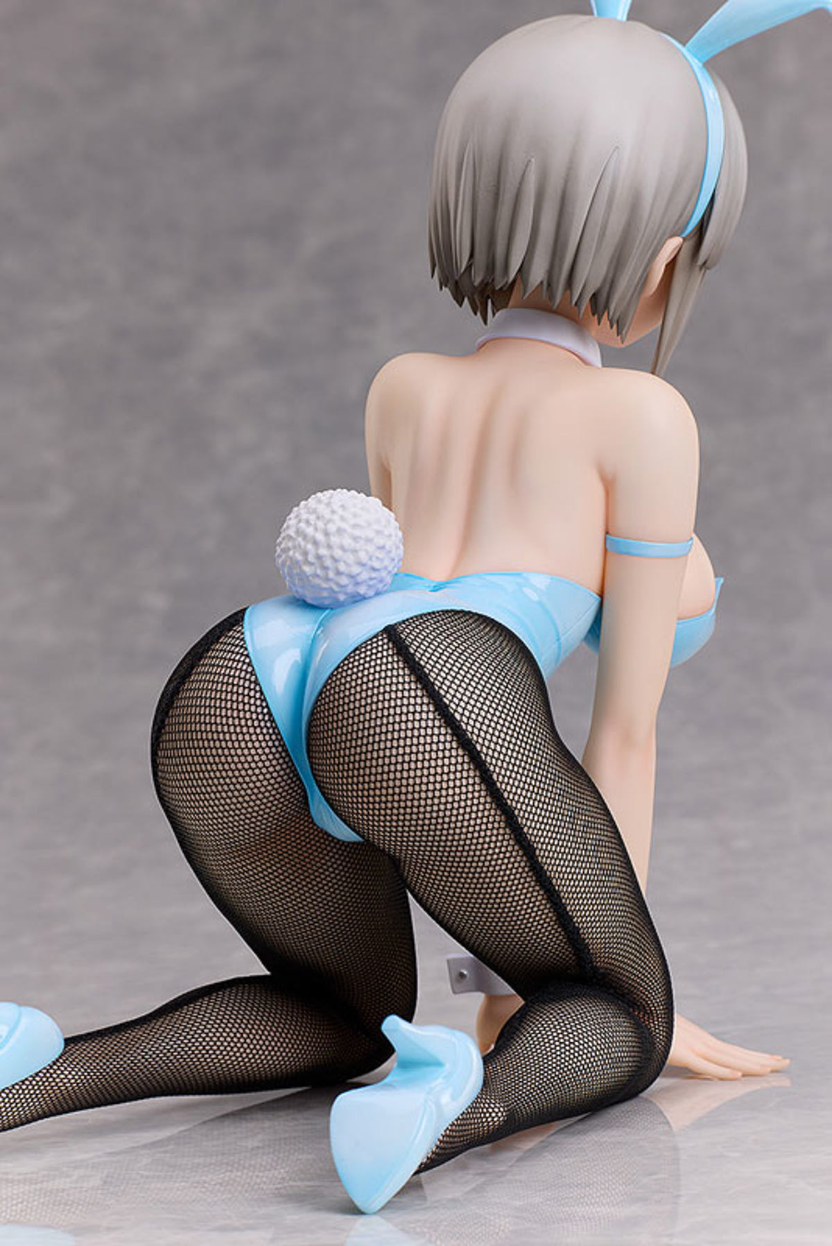 Uzaki Tsuki  FREEing by duncecap