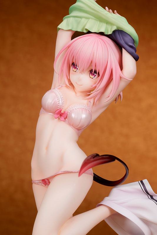 Momo Belia Deviluke  Ques Q by duncecap